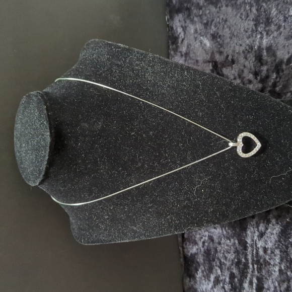 Unbranded Sterling Silver Rhodium Plated CZ Heart Pendant 18" Box Chain - NEW - Picture 2 of 6